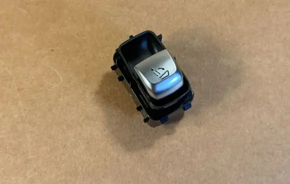 Mercedes-Benz GLC X253 C253 Seat control switch A2059058404