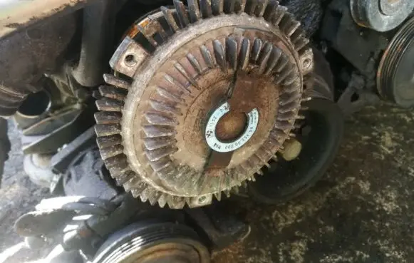 Opel Omega B1 Viscous fan clutch 6535500000 115224