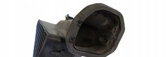 Audi Q7 4L Air intake duct part 7L0819049