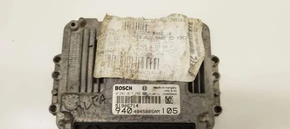 Alfa Romeo Giulietta Engine control unit/module 51906714 1039S50809 484580SAM