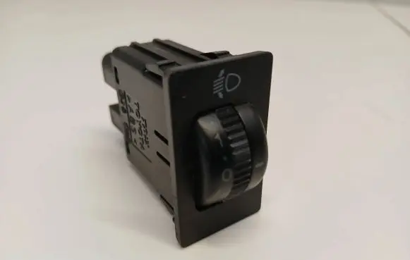 Toyota Corolla Verso AR10 Headlight level height control switch 8415202021 37139
