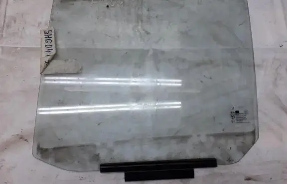 Hyundai Getz Rear door window glass