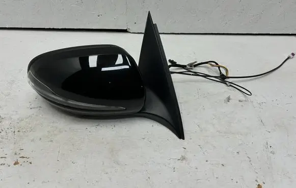 Mercedes-Benz GLC C253 Front door electric wing mirror