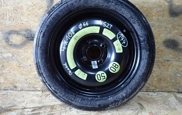 Peugeot 207 R15 spare wheel