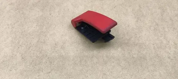 Engine bonnet (hood) release handle