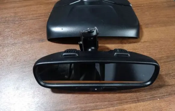 Maserati Levante Rear view mirror (interior)