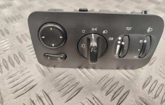 Chrysler Grand Voyager V Light switch 2108032