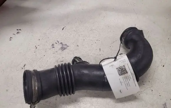 Peugeot 307 Turbo air intake inlet pipe/hose 9687883780