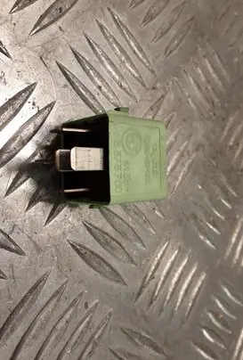 Land Rover Range Rover L322 Other relay 8373700
