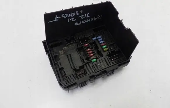Nissan Qashqai J12 Fuse box set 284B76RA0B