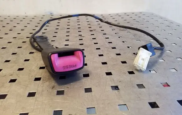 Subaru Forester SH Front seatbelt buckle E034501