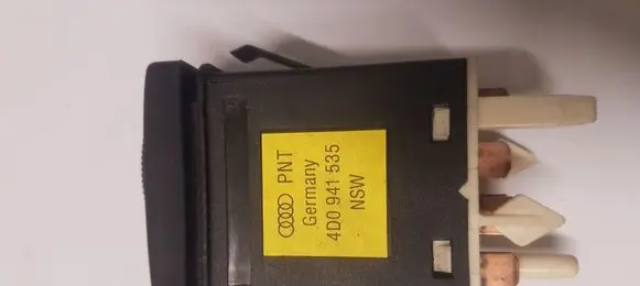 Audi A4 S4 B5 8D Other relay 4DO941535