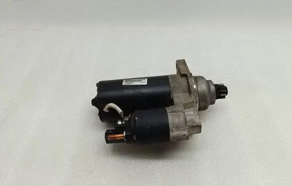 Volkswagen PASSAT B6 Starter motor 0001123014 WS27047