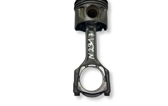 Saab 9-3 Ver2 Piston with connecting rod Z19DTH