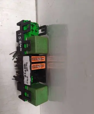 Peugeot Partner Fuse module 2998