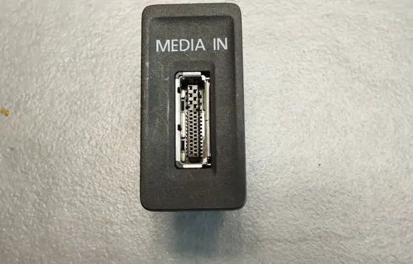 Volkswagen Golf VII EUR ISO radio connector 5G0035222A 13730A