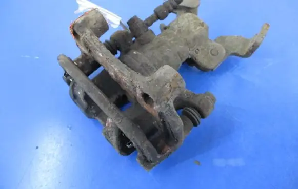 Mazda 6 Rear brake caliper