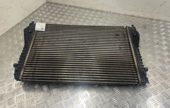 Volkswagen Tiguan Intercooler radiator 3C0145805AD