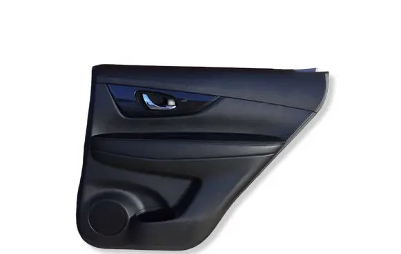 Nissan X-Trail T32 Coupe rear side trim panel YG28