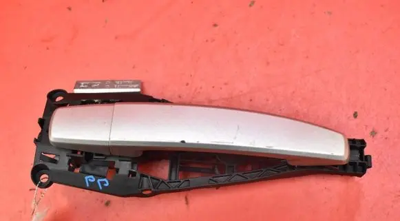 Chevrolet Orlando Front door exterior handle