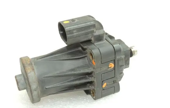 Volvo V60 EGR valve 36000998