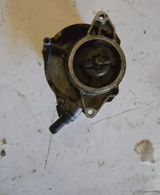 Vacuum pump