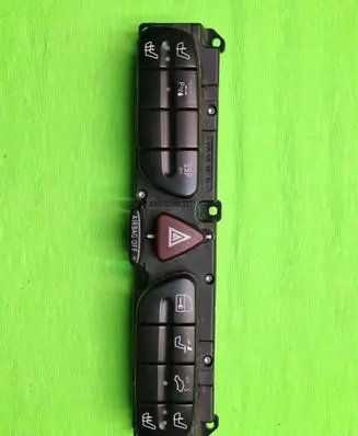 Mercedes-Benz C W203 Hazard light switch 2038215958 2115787200 3306140200