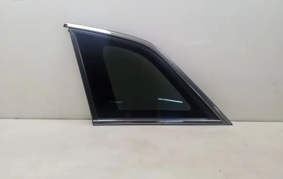 Opel Antara Rear side window 96660068