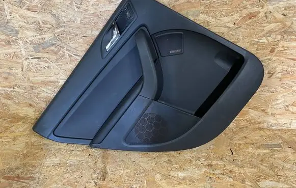 Skoda Yeti (5L) Rear door card panel trim 5L0867211