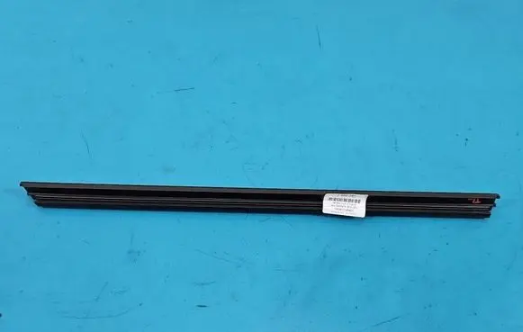 Jeep Cherokee KL Rubber seal rear door IMPRK1560197