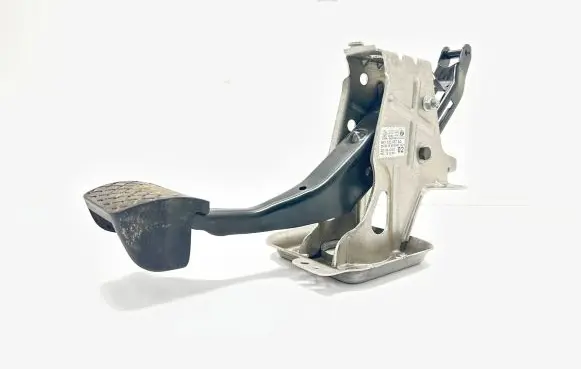 Skoda Octavia Mk2 (1Z) Brake pedal 1K1723057AD 20860009977 86000997