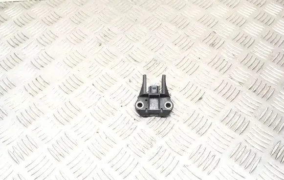 Lexus IS 220D-250-350 Airbag deployment crash/impact sensor 8917353040 501679 300107