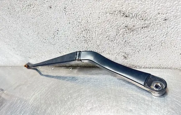 Opel Insignia A Front wiper blade arm 13227398