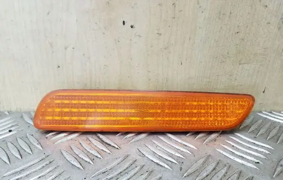 Volvo S40, V40 Front indicator light 30896799