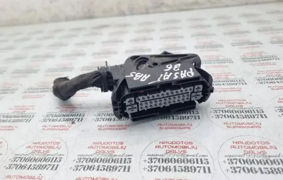 Volkswagen PASSAT B6 ABS module connector plug 1K0973038