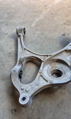 Dodge Durango III Rear upper control arm/wishbone 52124814AD