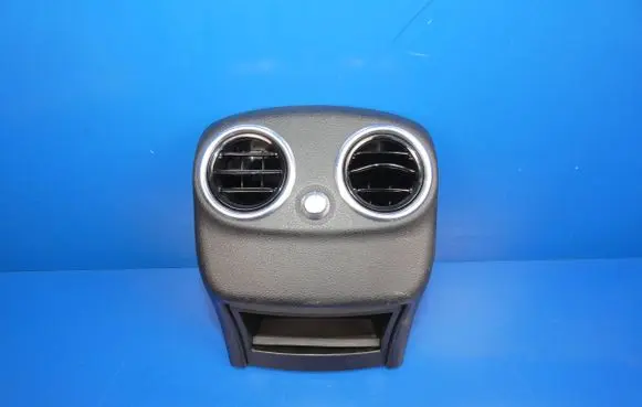 Mercedes-Benz C W205 Rear air vent grill A2058308301 519297