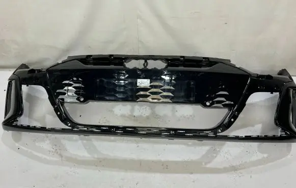 Audi E-tron GT Front bumper