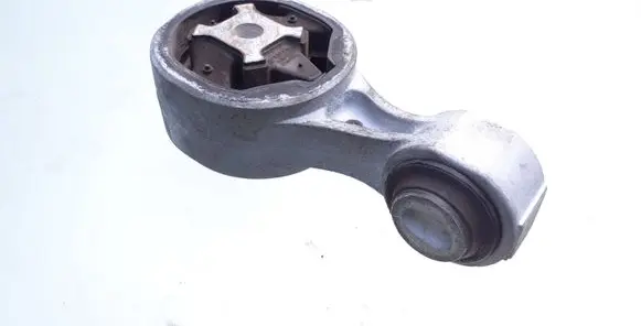 Nissan Qashqai Engine mount bracket 113504BA0A