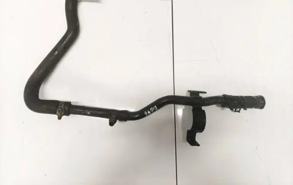 Volvo S70 V70 V70 XC Engine coolant pipe/hose