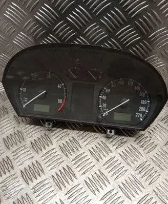 Skoda Fabia Mk1 (6Y) Speedometer (instrument cluster) 6Y0920870D