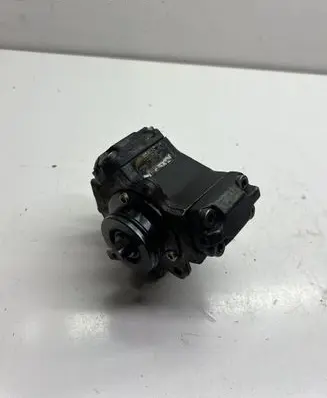 Opel Corsa D Fuel injection high pressure pump 0445010092 284291 55185549