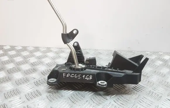 Ford Focus Gear shifter/selector 4M5R7C453DB