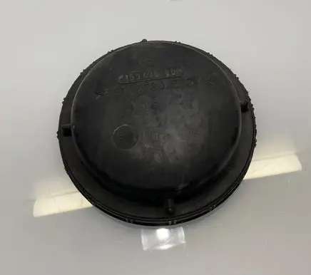 Mercedes-Benz E W211 Headlight/headlamp dust cover 15543000
