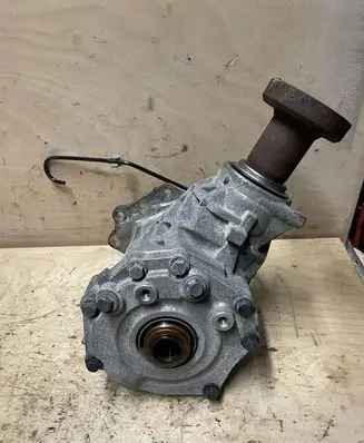 Jaguar F-Pace Gearbox transfer box case EJ327L486AC