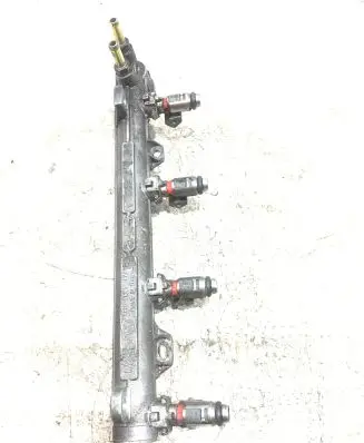 Volkswagen Golf V Fuel main line pipe 036133319b