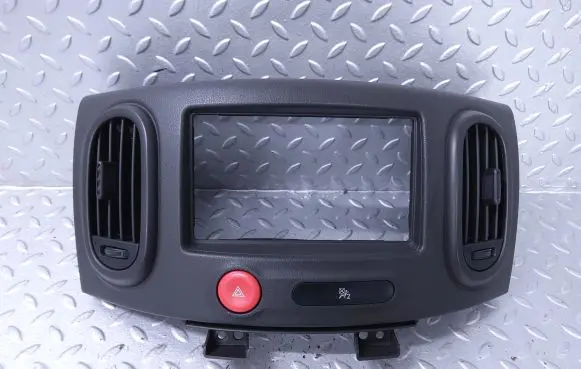 Nissan Cube Z12 Dash center air vent grill 682601FC0A 687511FA0A 687511FE0A
