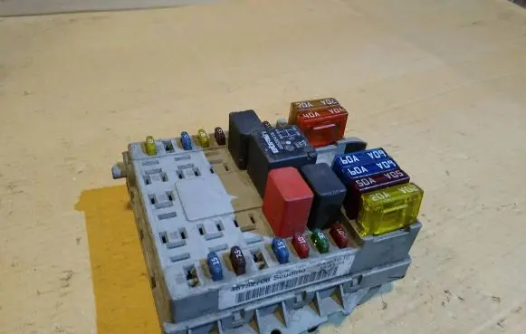 Fiat Doblo Fuse box set 46752706