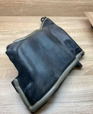 Mercedes-Benz GLE (W166 - C292) Other engine bay part A1666207401 15450273