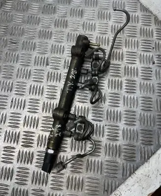 Toyota Yaris Fuel main line pipe 0445214046